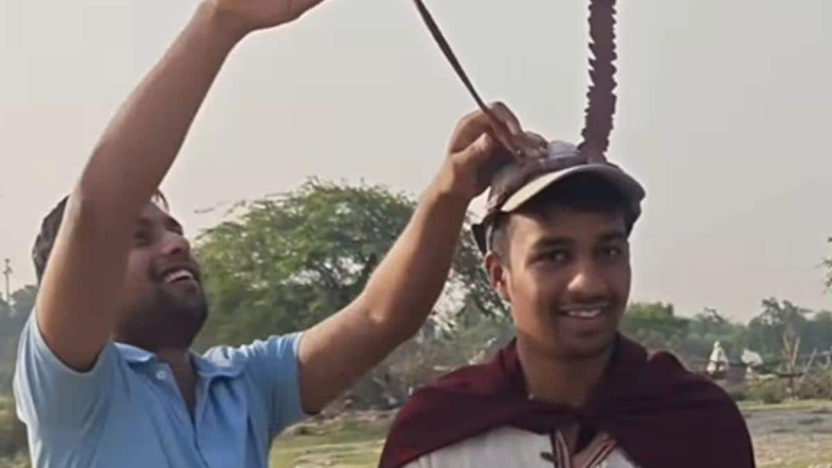 Youth turn CJI’s ‘cockroach’ comment into Yamuna cleanup protest: Watch