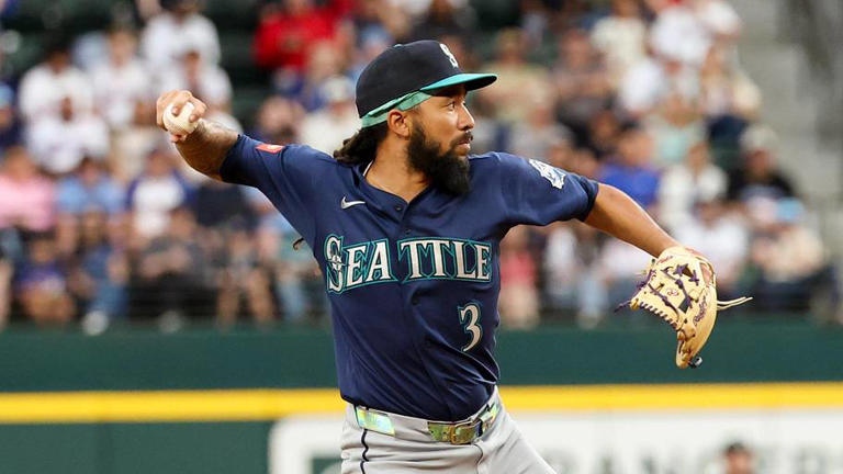 JP Crawford's selfless offer to Mariners comes with a major question mark