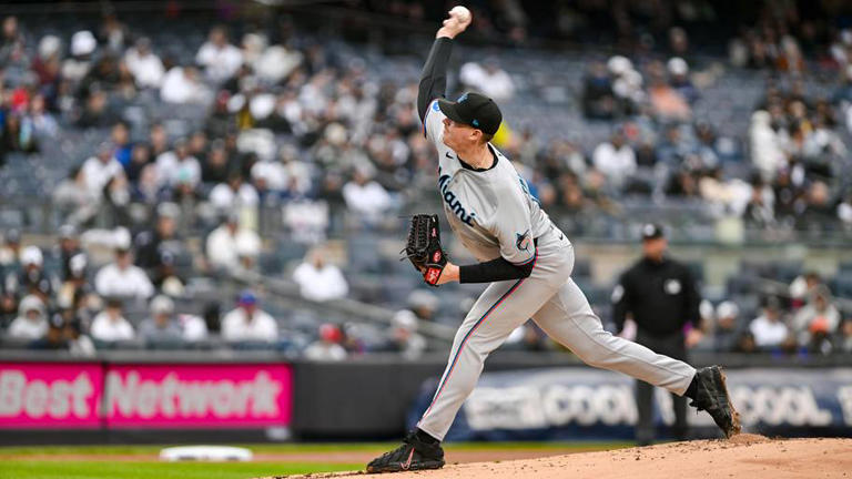 Yankees should buy low, trade for Marlins reliever to solve bullpen ...