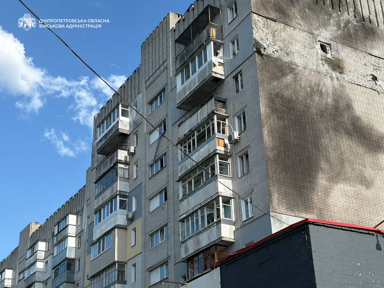 Russian drones hits apartment buildings in Dnipro injuring 15 ...