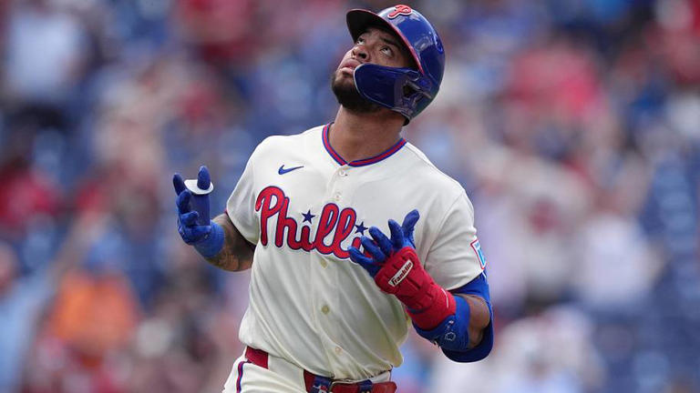 Phillies earn move up MLB power rankings despite Reds hiccup