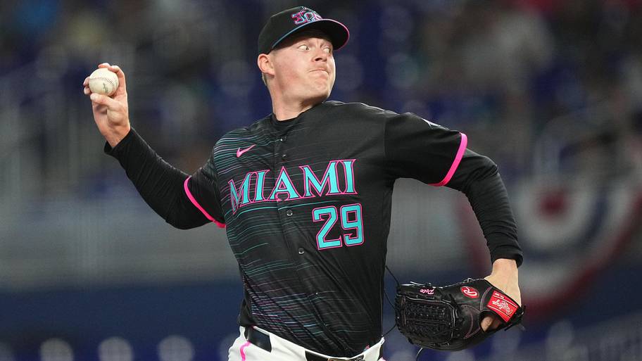 Yankees should buy low, trade for Marlins reliever to solve bullpen ...