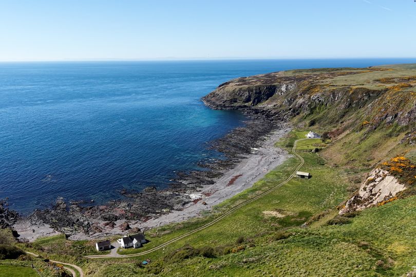 Secluded Scottish beach with cosy cottages with stunning sea views goes ...