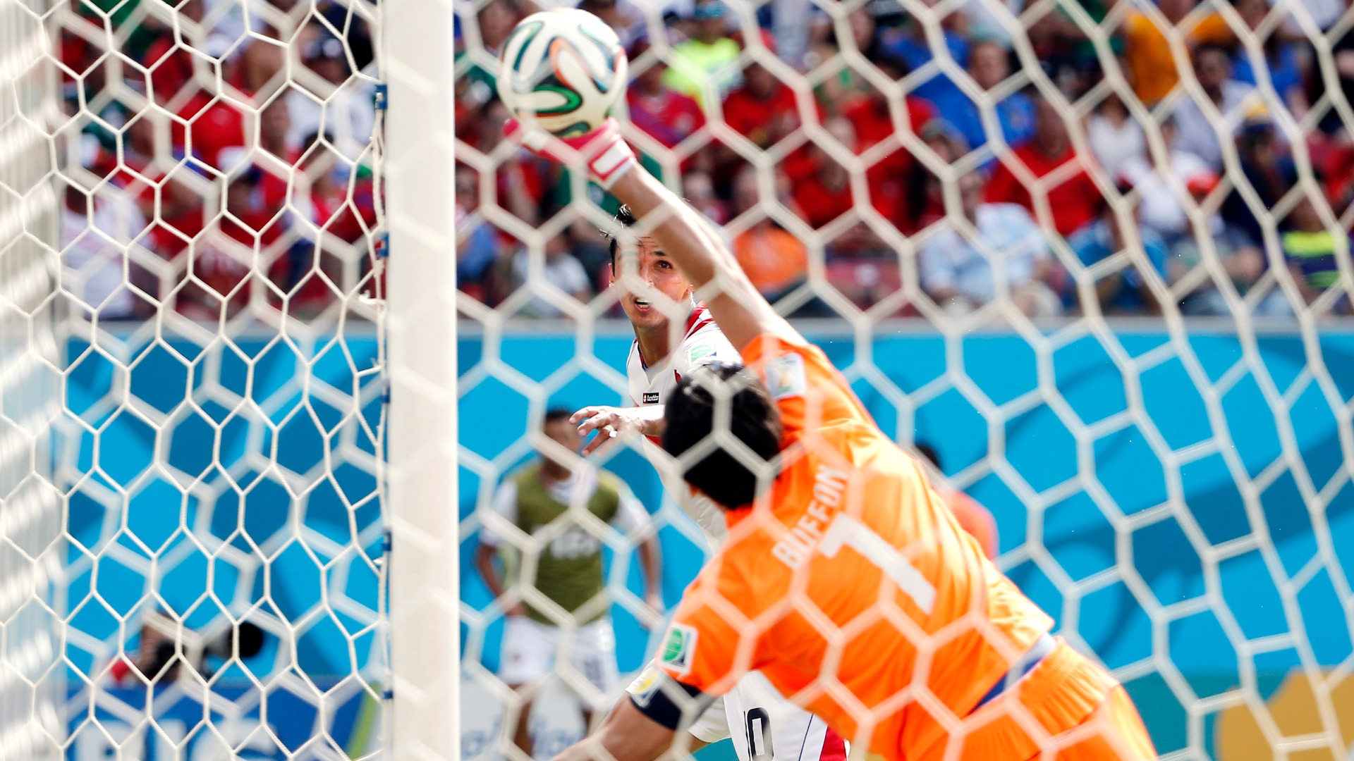 gianluigi-buffon-s-legendary-career-and-triumphs-in-italy
