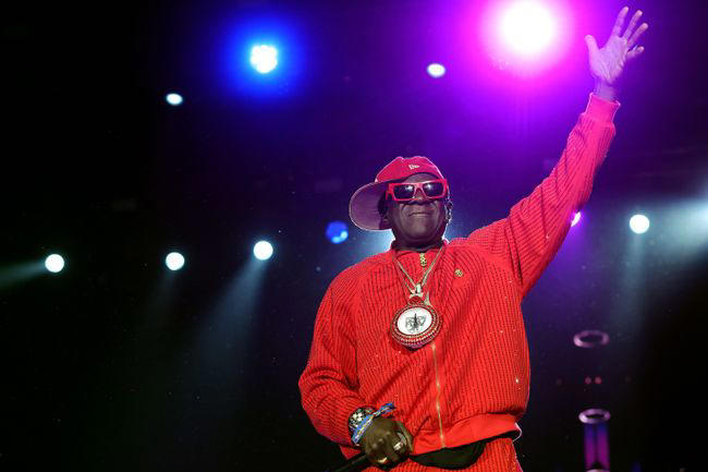 Flavor Flav’s speech praising female Olympians comically interrupted: Watch