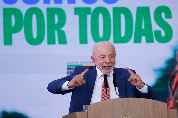 Lula disse que recuou de medida porque, segundo ele, compradores de boa-fé poderiam ser prejudicados. Foto: WILTON JUNIOR/ ESTADÃO
