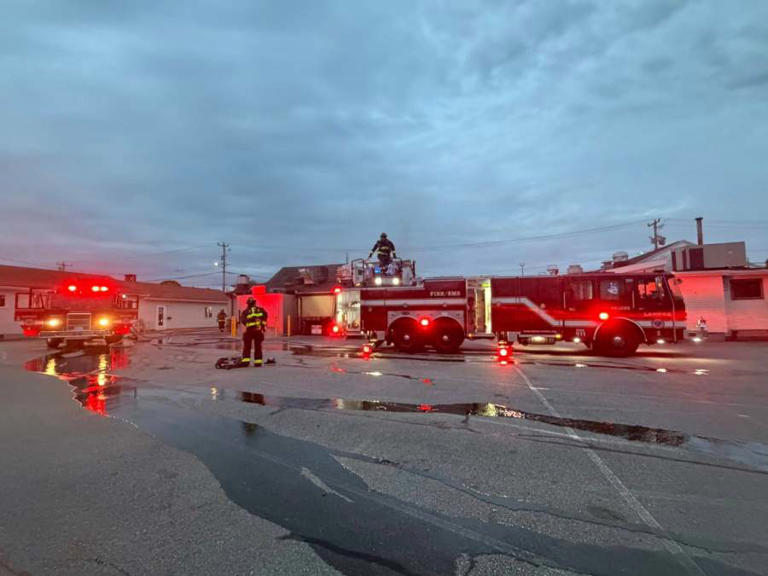 Crews knock down fire at Palace Pizza in Fairhaven