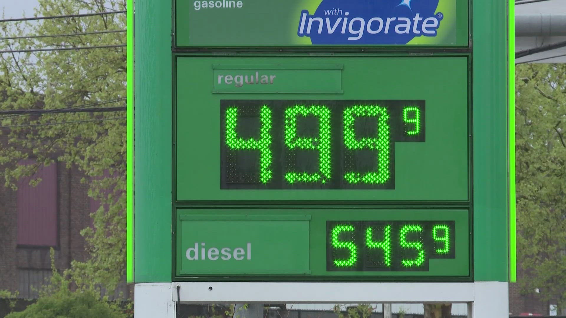High gas prices for Memorial Day travel