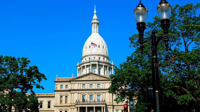 Michigan House passes bill package that would eliminate property taxes