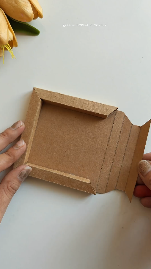 DIY easy and cute paper photo frame