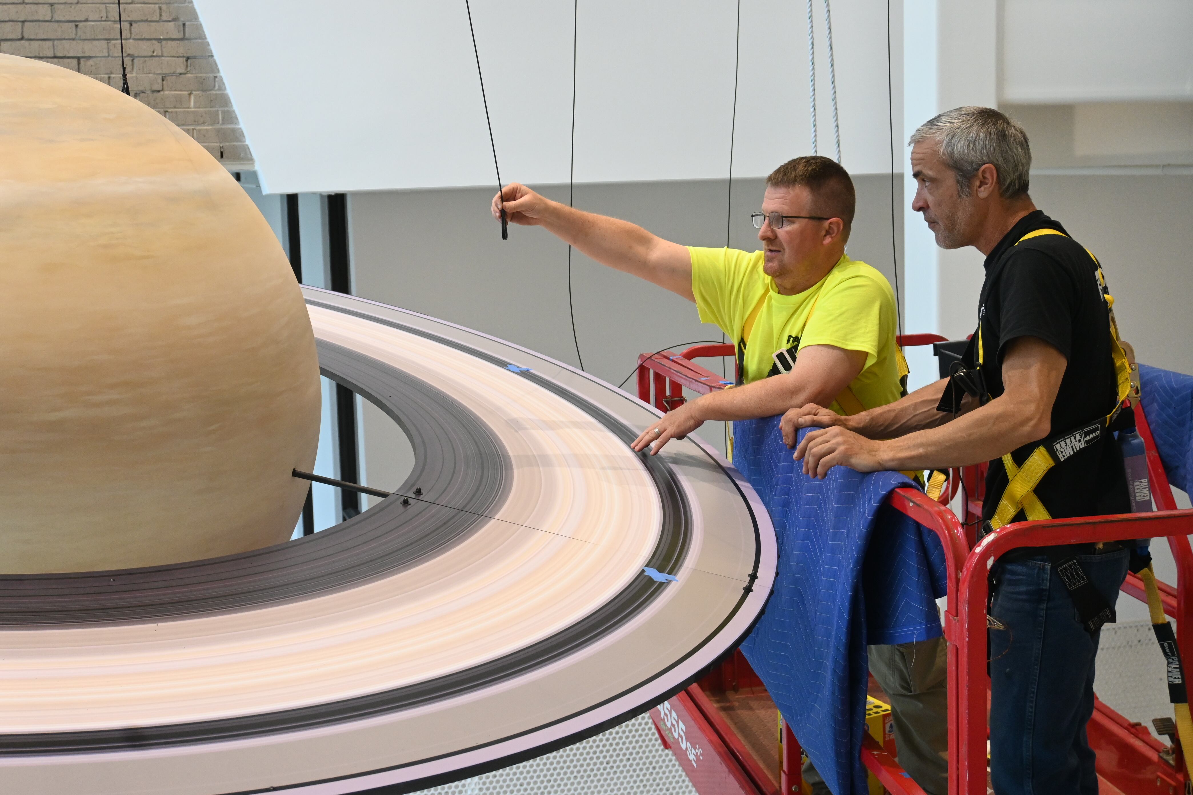 ‘You’re going to be immersed in space’: Reporters granted tour of ...