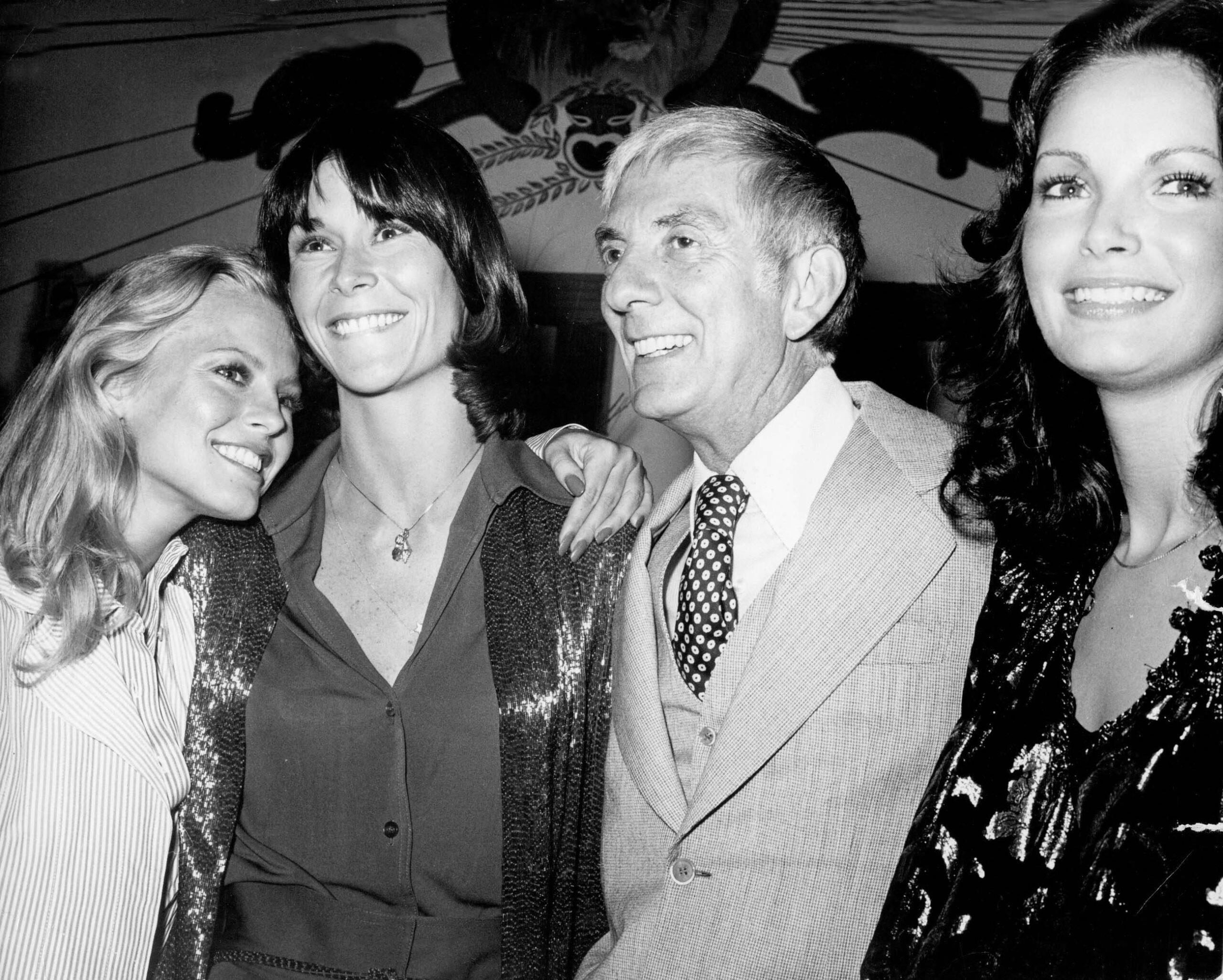 joan-collins-was-haunted-by-her-dynasty-reputation-they-have-this