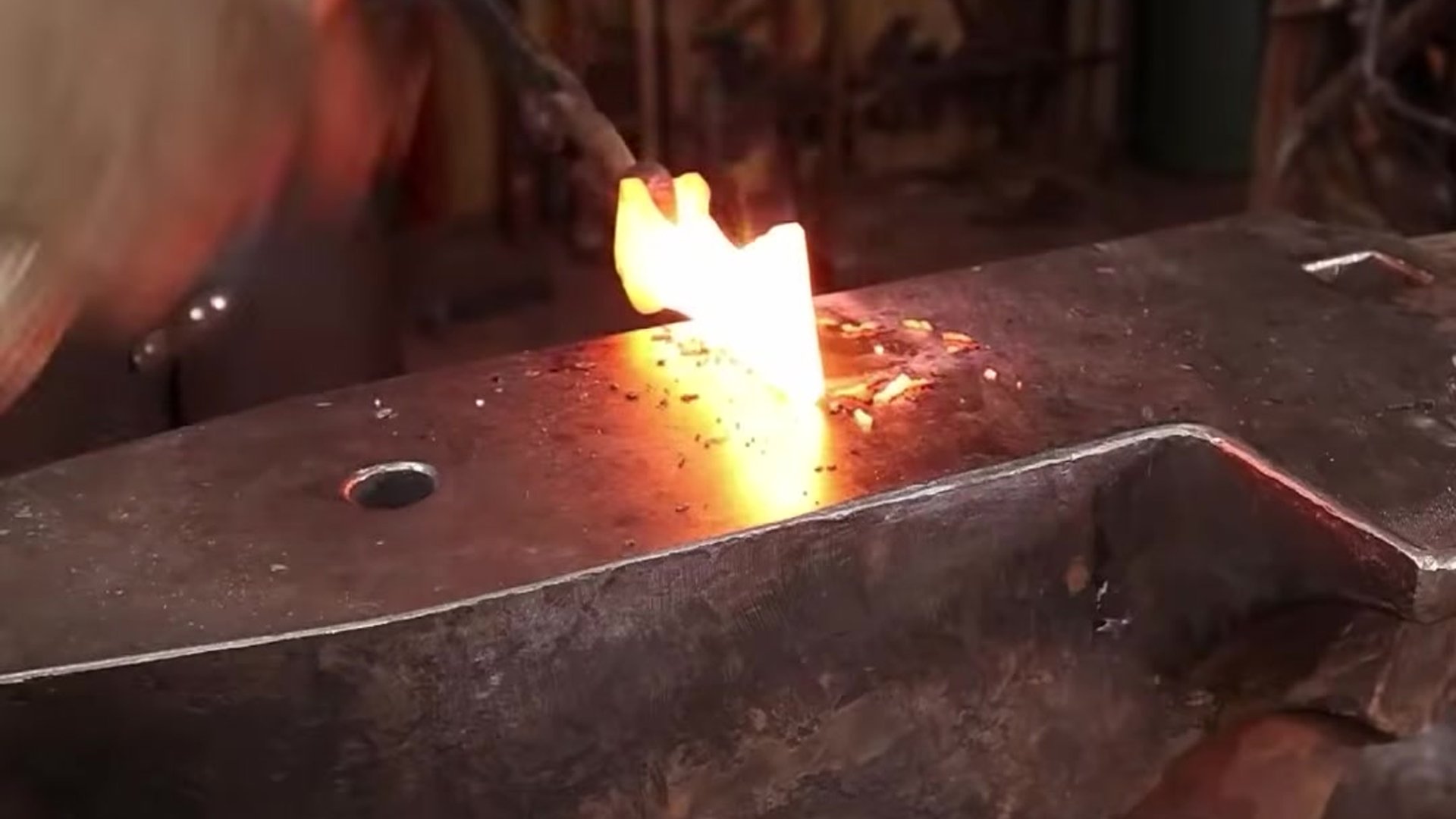 Cable Damascus axe forging