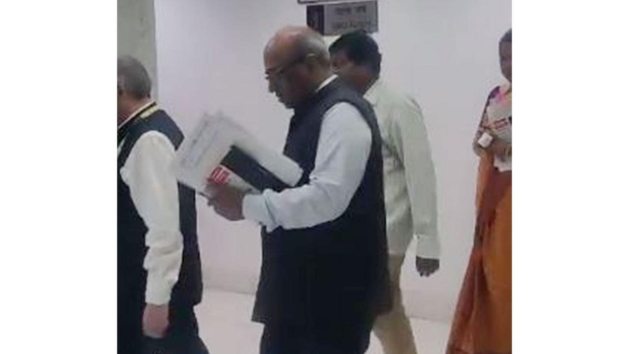 Parliamentary panel members grill NTA officials over NEET paper leak ...