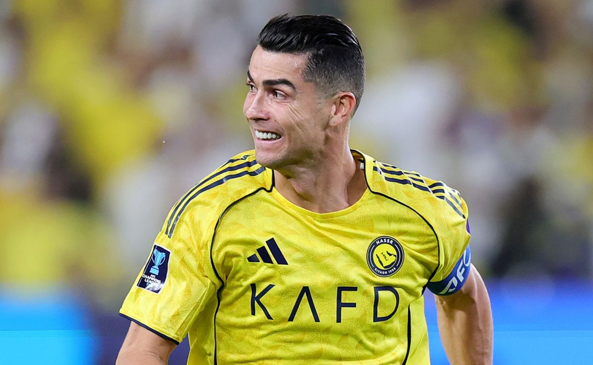 video-cristiano-ronaldo-scores-brace-and-breaks-down-in-tears-as-al
