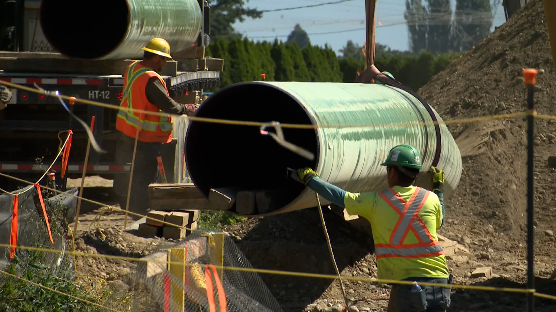 Alberta energy leaders meet in Calgary to discuss the recently signed MOU