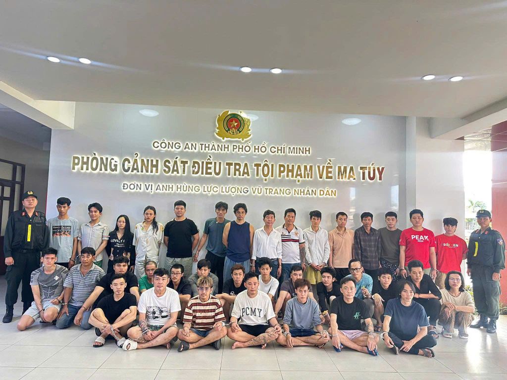 Ca sĩ sử dụng trái phép chất ma túy bị xử lý thế nào?