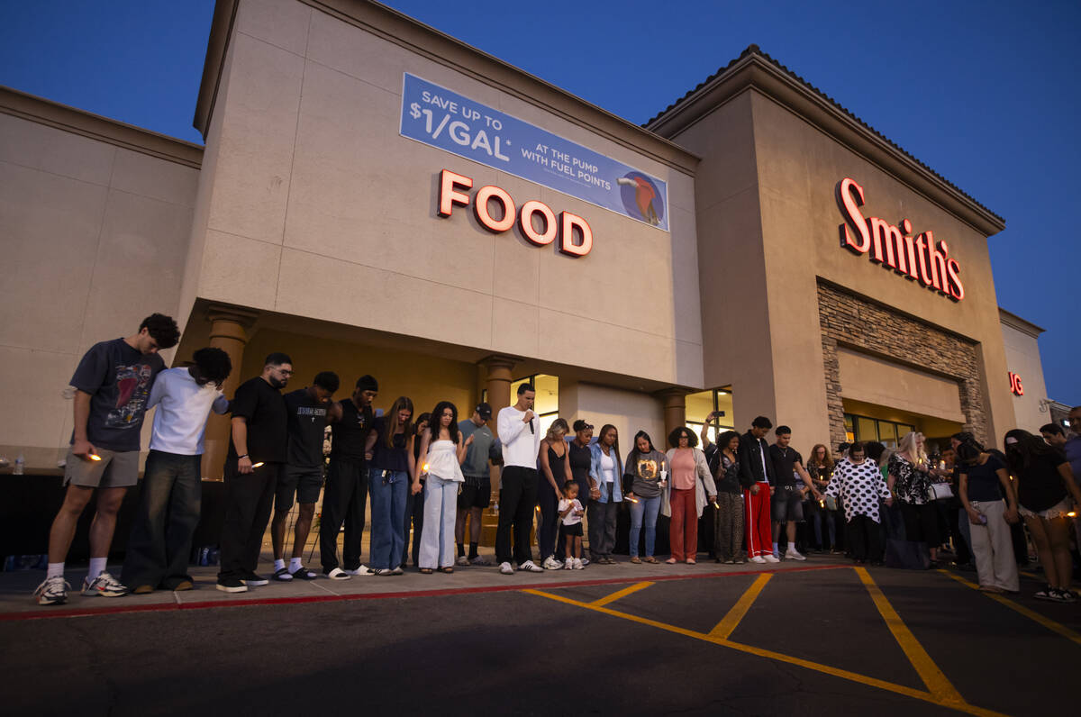 Las Vegas grocery store to reopen after fatal shooting of 2 employees