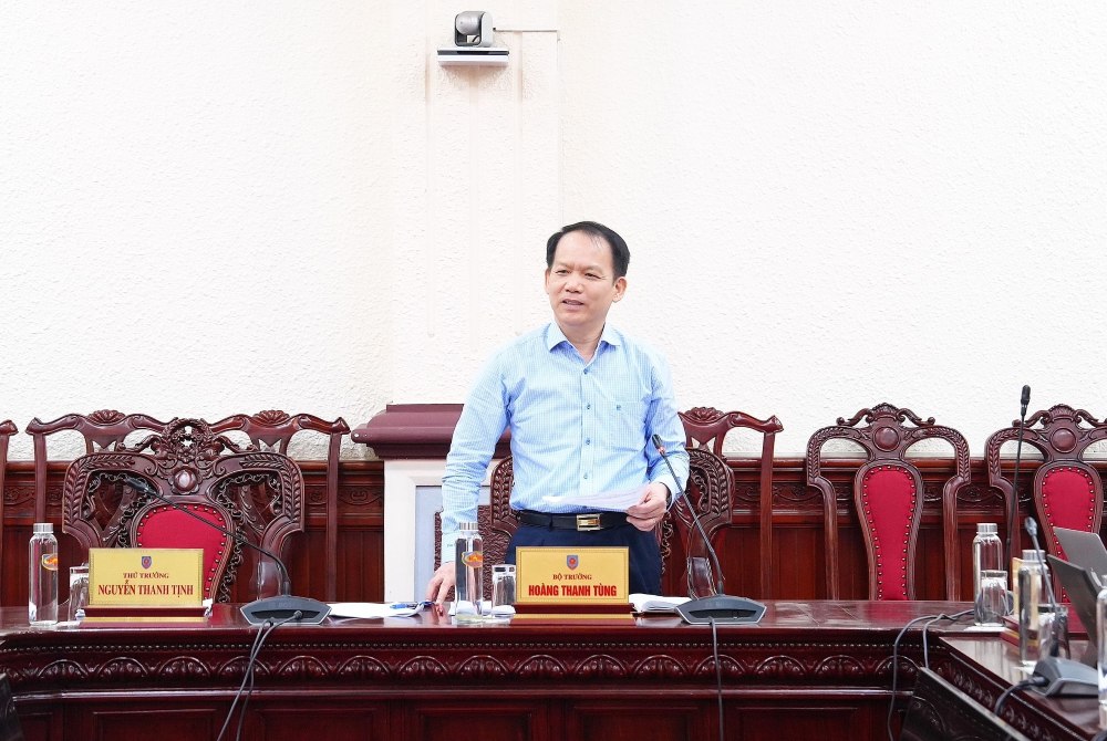 Ứng dụng AI làm trợ lý ảo cho tổng rà soát hệ thống văn bản quy phạm pháp luật