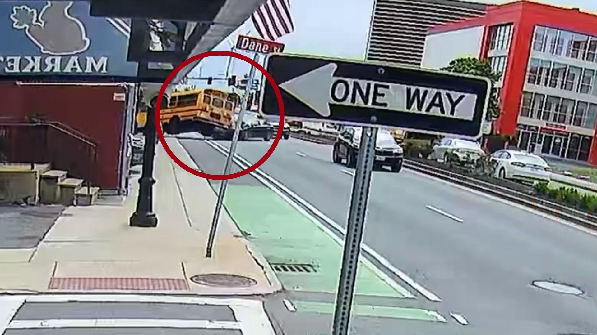 9 students hospitalized after crash involving school bus in Everett