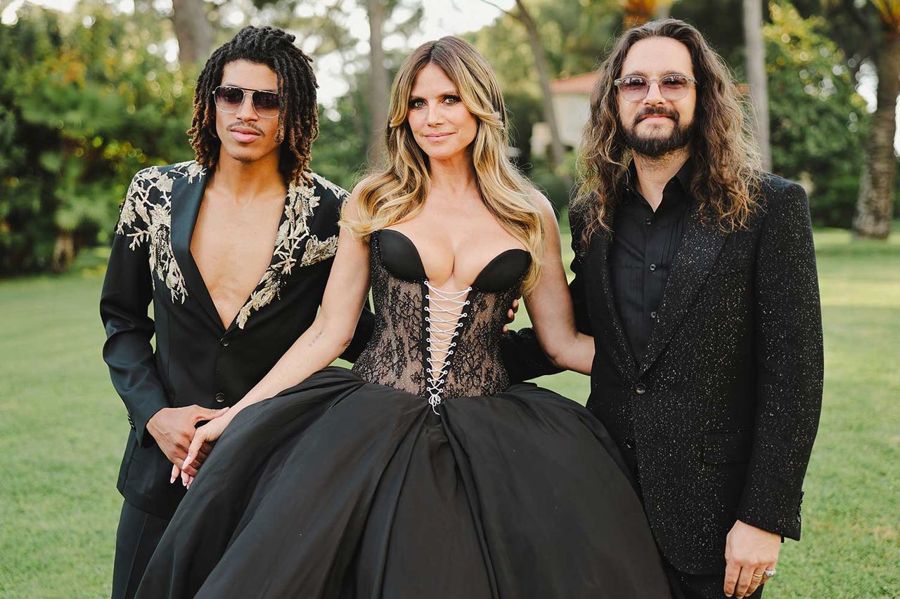Heidi Klum walks red carpet at Cannes Film Festival in coordinating ...