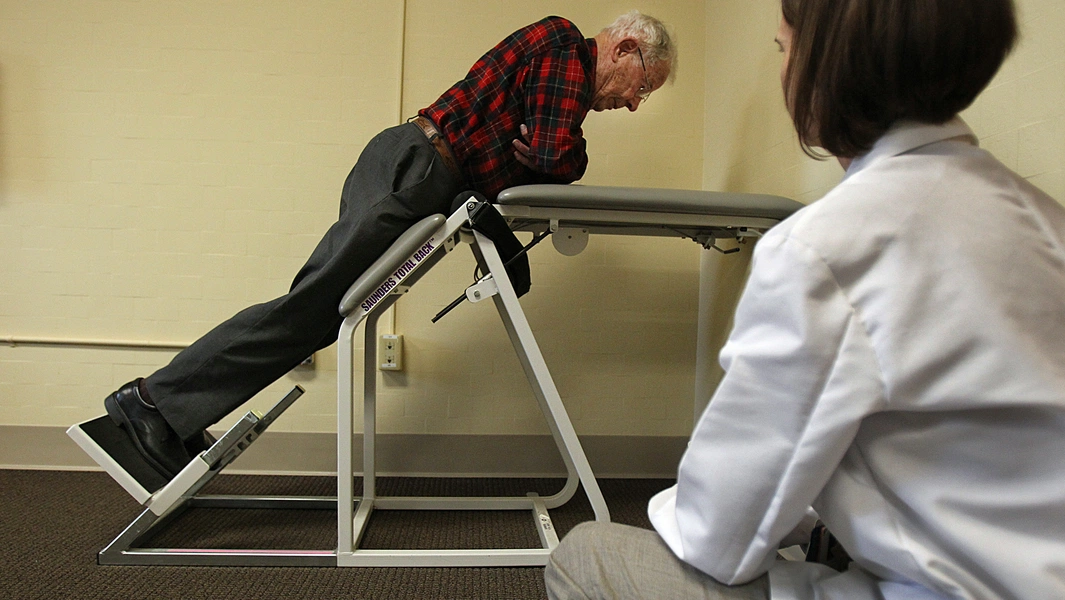 Simple strength tests linked to lower early death risk