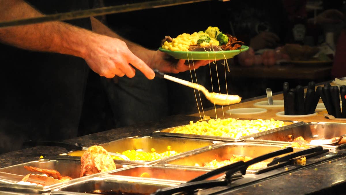 See why these 7 iconic ’80s restaurant chains went bankrupt