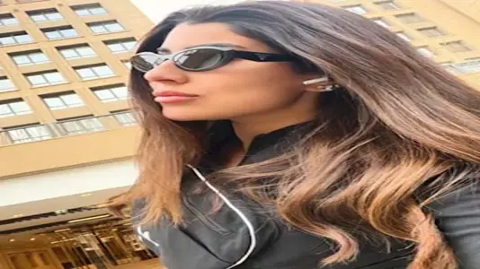 أيتن عامر بإطلالة كاجوال في أحدث ظهور (2)