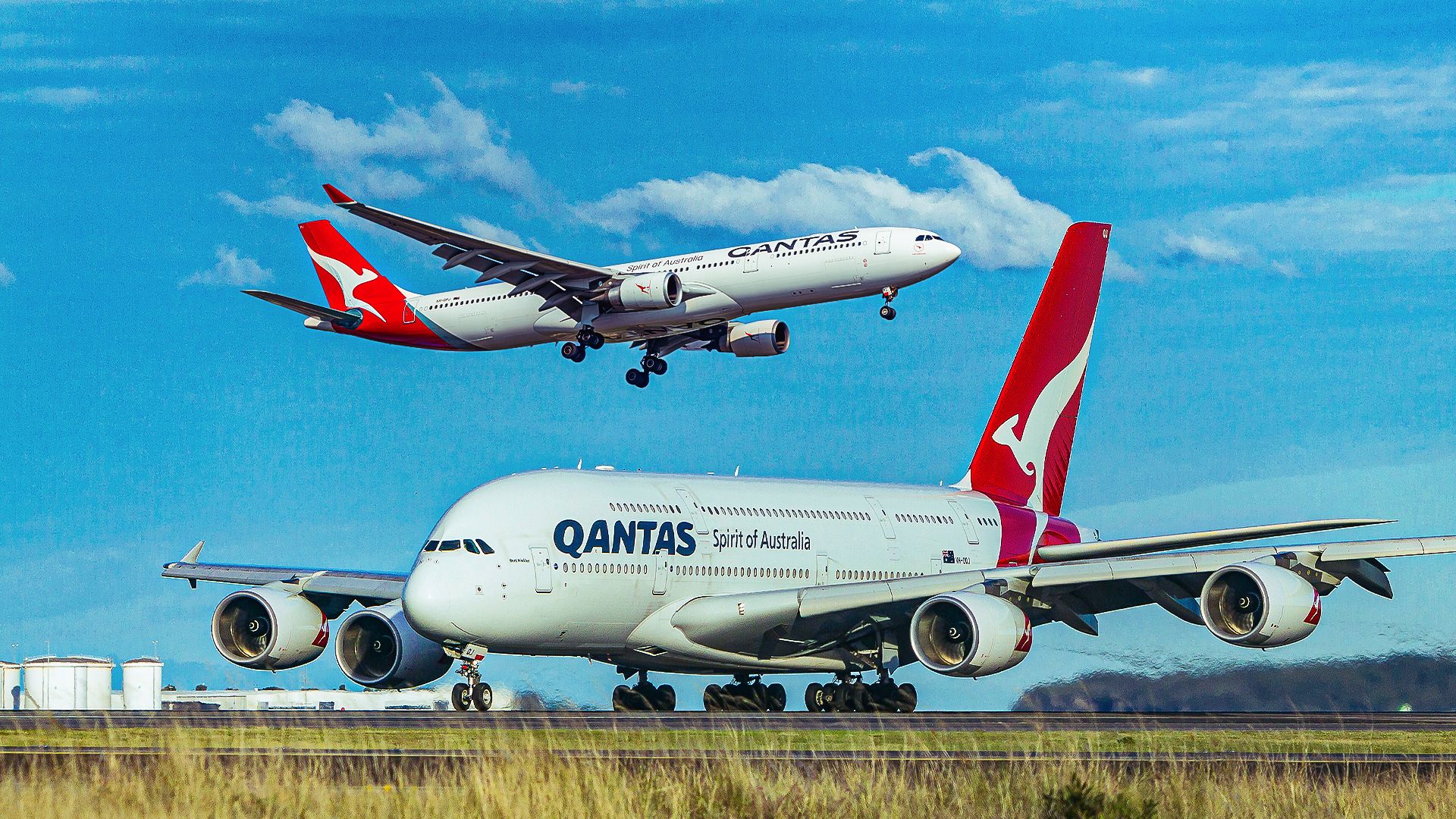 The Qantas fleet order in 2000 that locked it out of the world's most ...