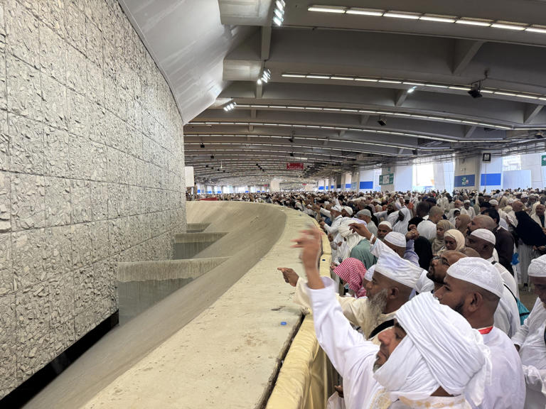 Hajj for men and women: What differs during the pilgrimage?