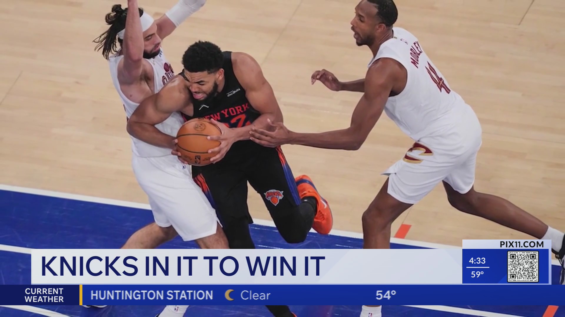Knicks win game two at Madison Square Garden