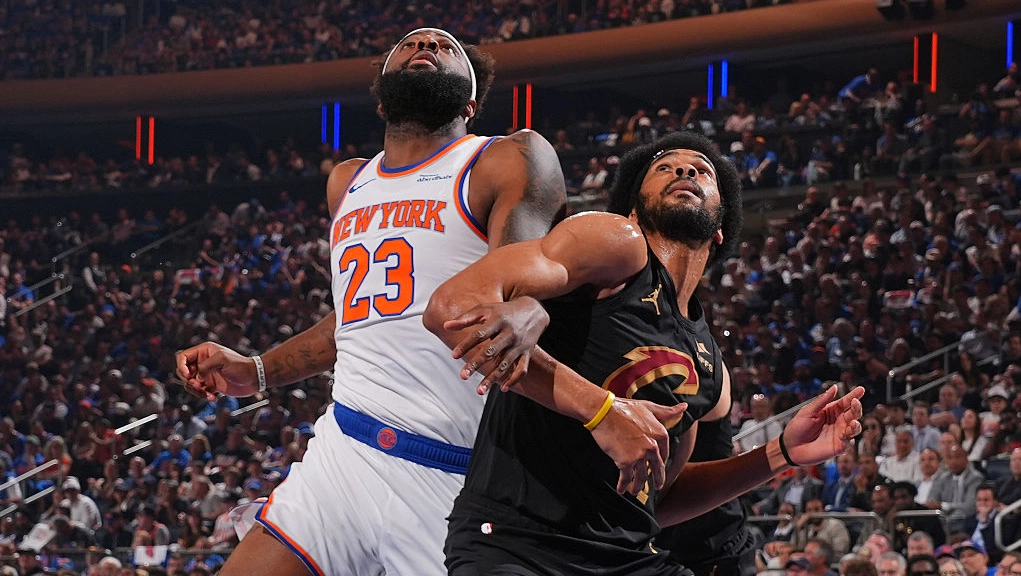 Knicks take 2-0 lead as Cavs' 'Hack-a-Mitch' falls short