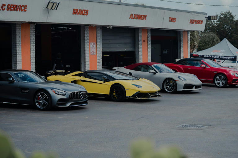 10 cars that dethroned their biggest rivals