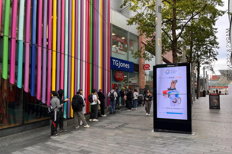 Queues across Liverpool city centre as shops release rare £4.25 item