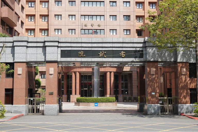 公務員迎福利！少子化衝擊報考人數　考試院鬆綁公務人員提敘制度