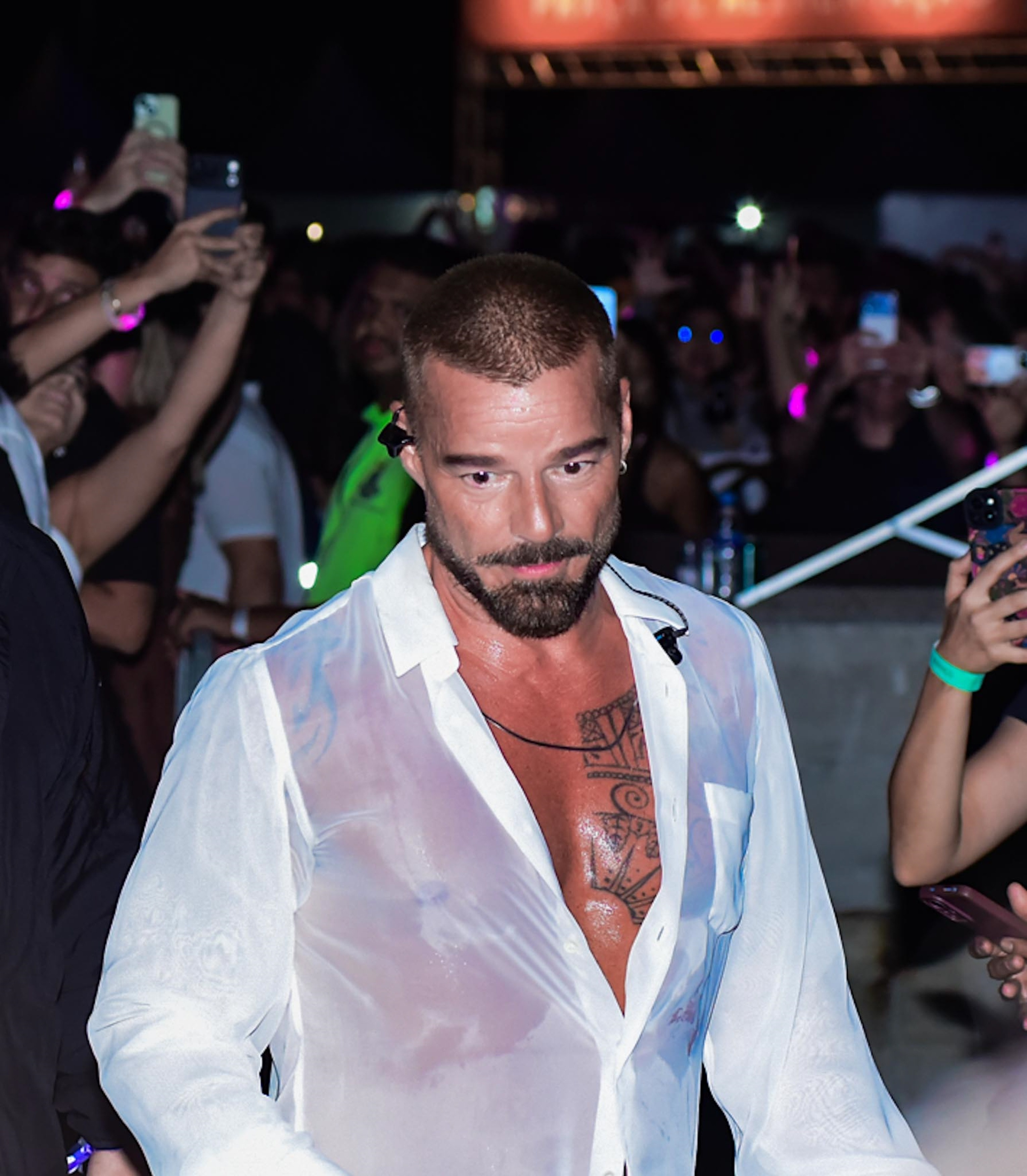 Ricky Martin halts Montenegro concert over scary tear gas incident
