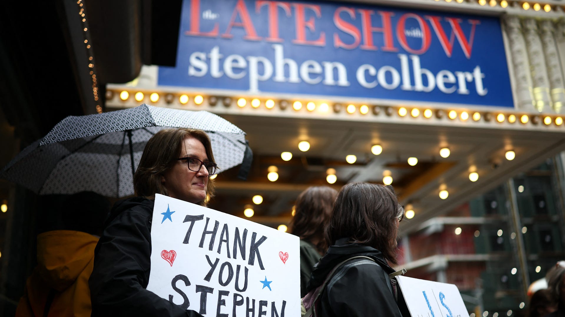 Stephen Colbert signs off as 'The Late Show' ends on CBS