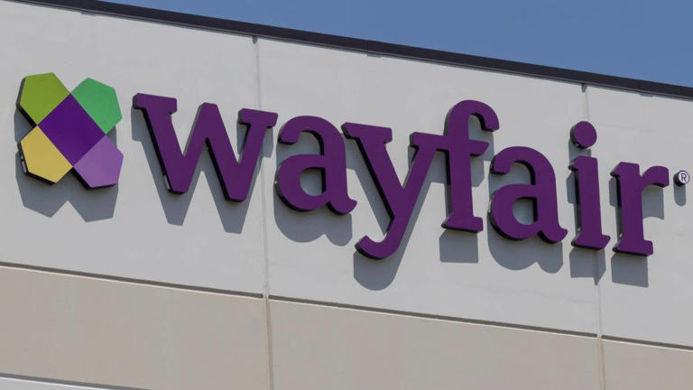 Transform your small space with Wayfair's $123.99 round upholstered ...