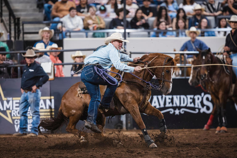 Lawton's Hadlee Landers, 12, to compete in American Rodeo championship