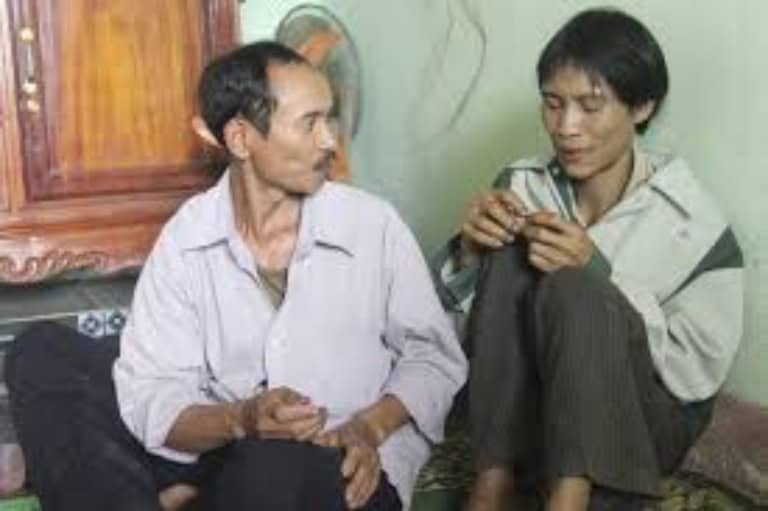 Homem passa 41 anos isolado na selva sem saber que mulheres existiam