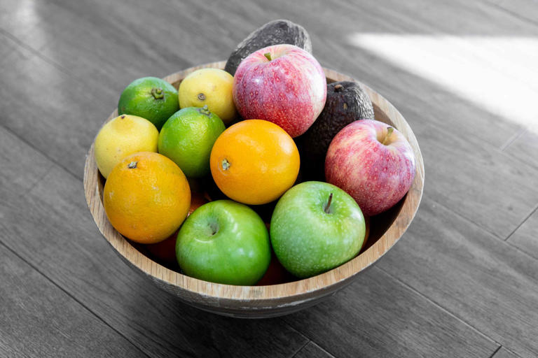 6 fruits with the most and least fructose—and what that means for your ...