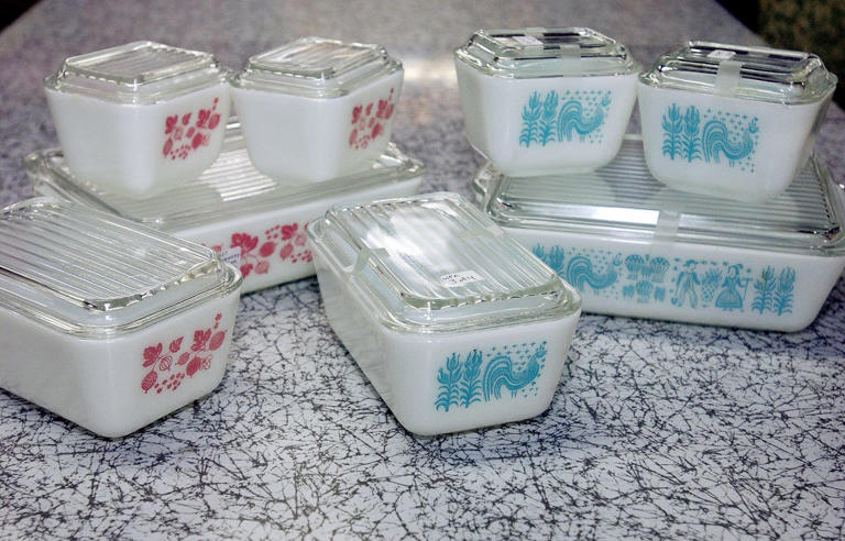 Collectors say these 5 things instantly lower vintage Pyrex value