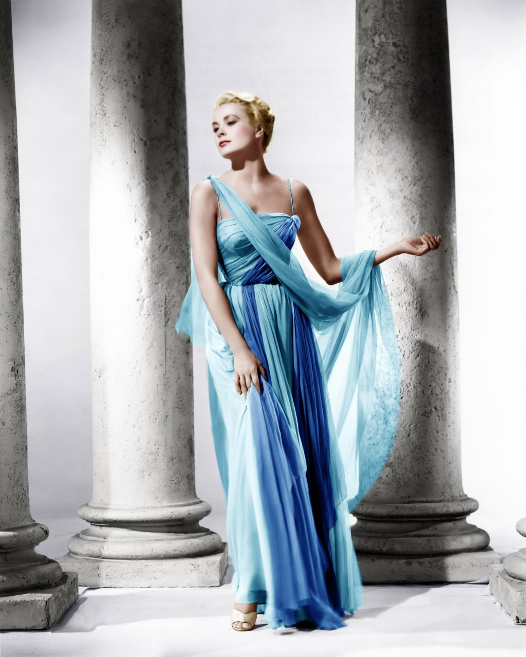 Princess Diana's iconic blue Cannes Film Festival dress returns after  almost 40 years