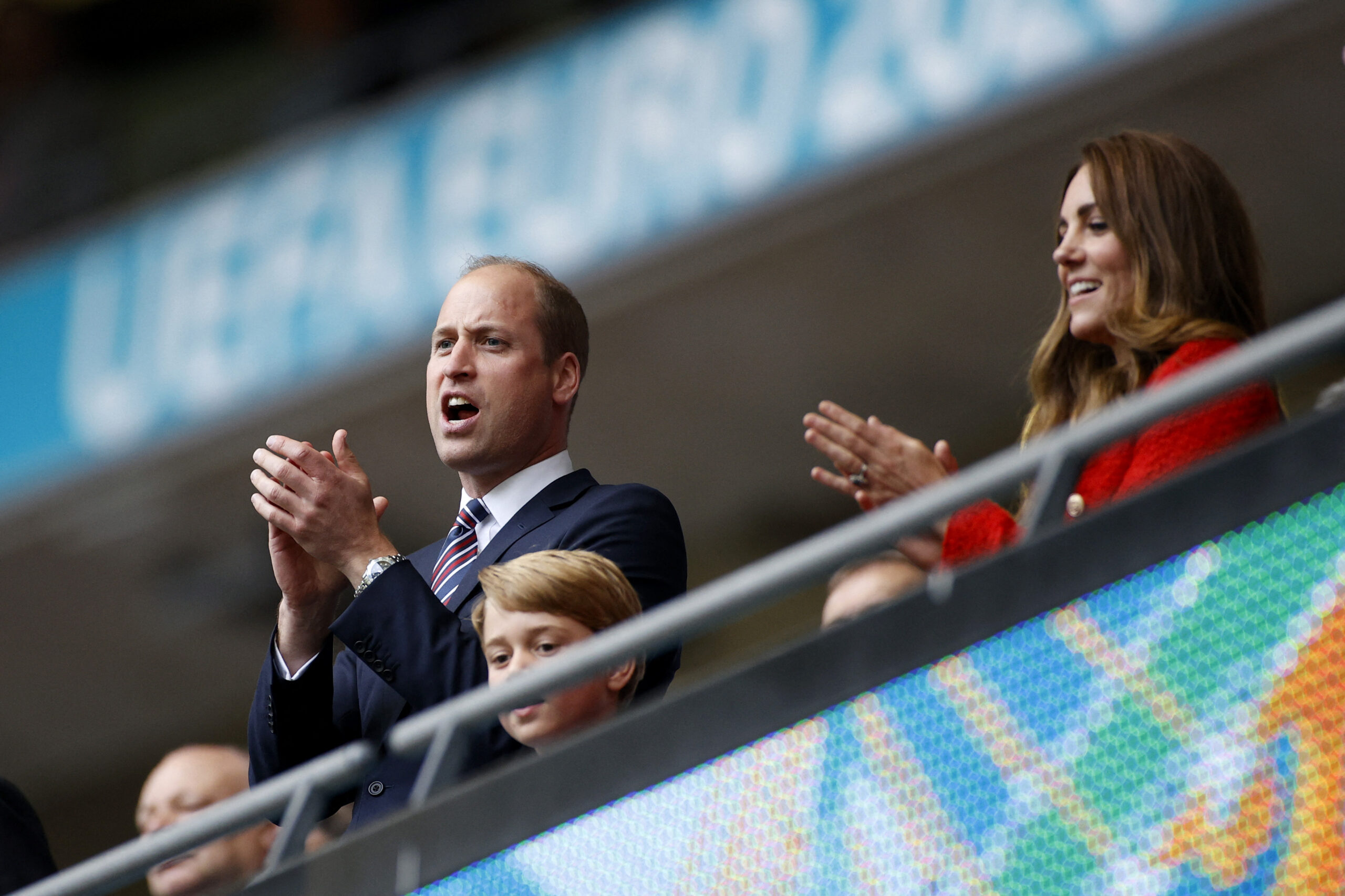 Prince William spotted declining call from what appears to be an ...