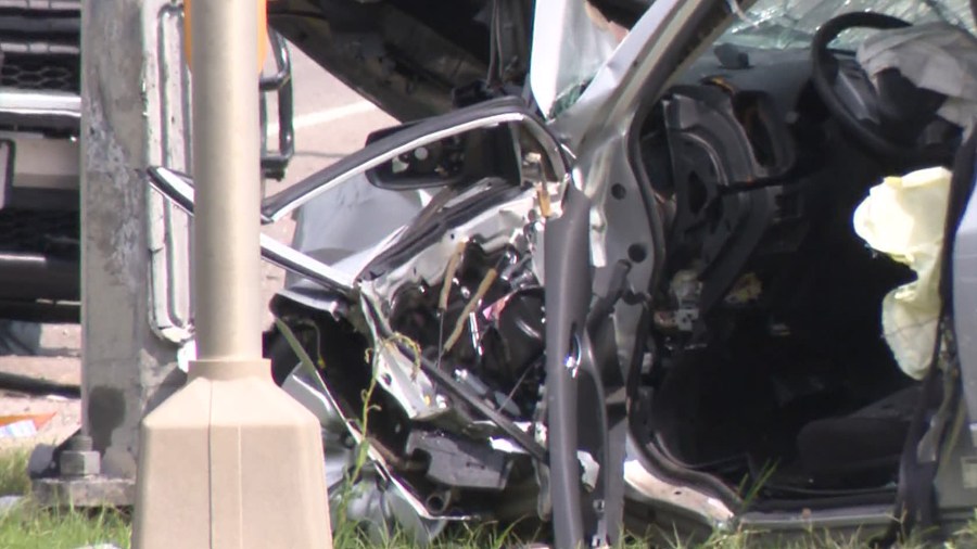1 dead, 1 seriously injured after vehicle hits traffic pole off FM 969