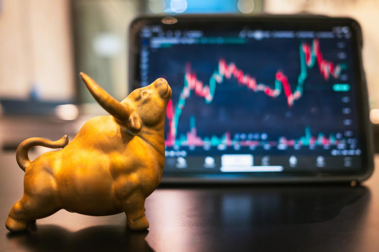 This alphabet‑heavy fund has a front‑row seat to the AI boom — and the ...