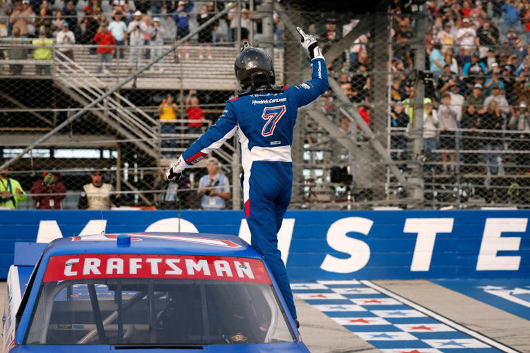 Kyle Busch coughed up blood on bathroom floor before death, 911 audio ...