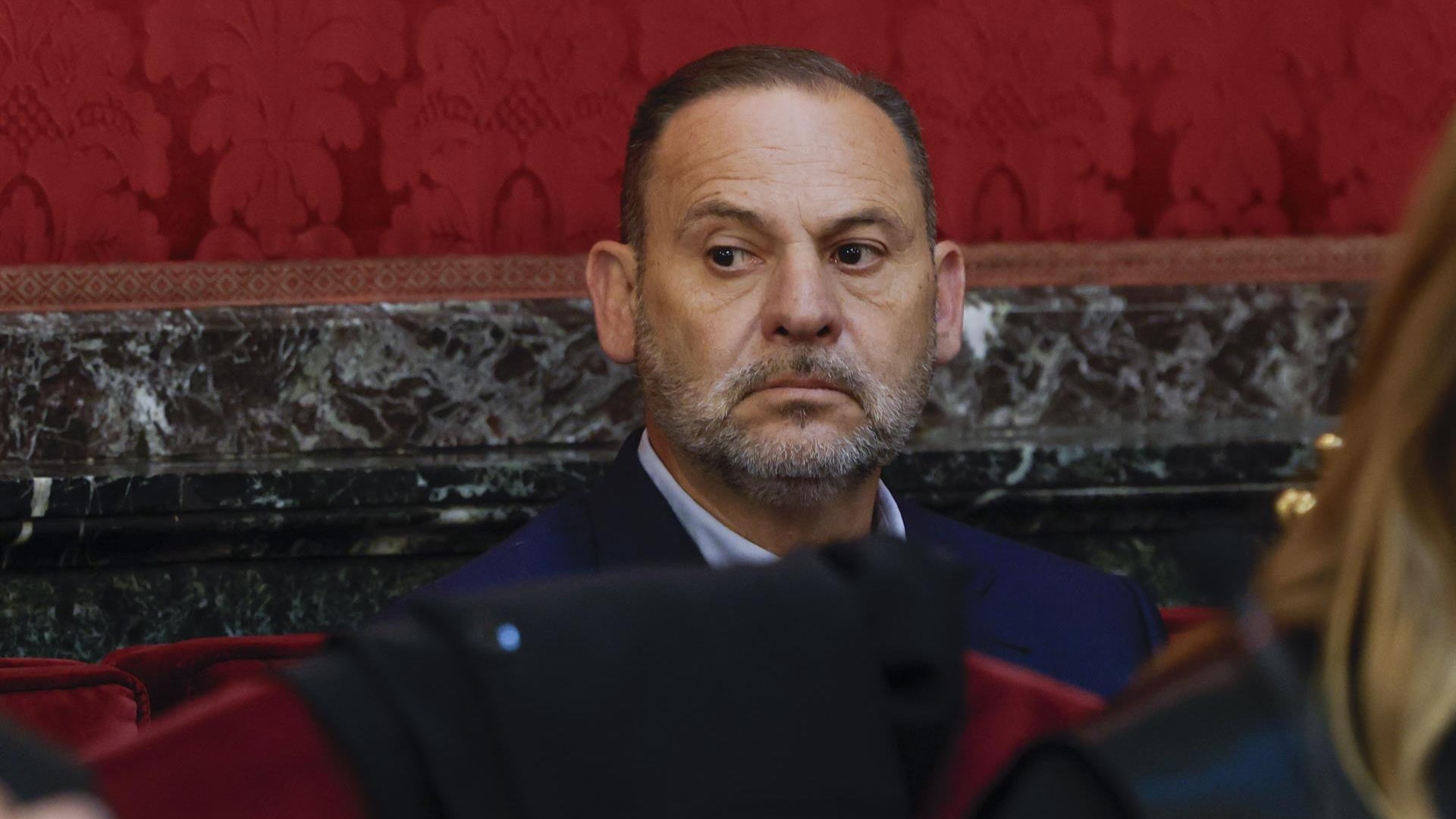 Ábalos acusa desde prisión a Zapatero de “puentearle” en el rescate de ...
