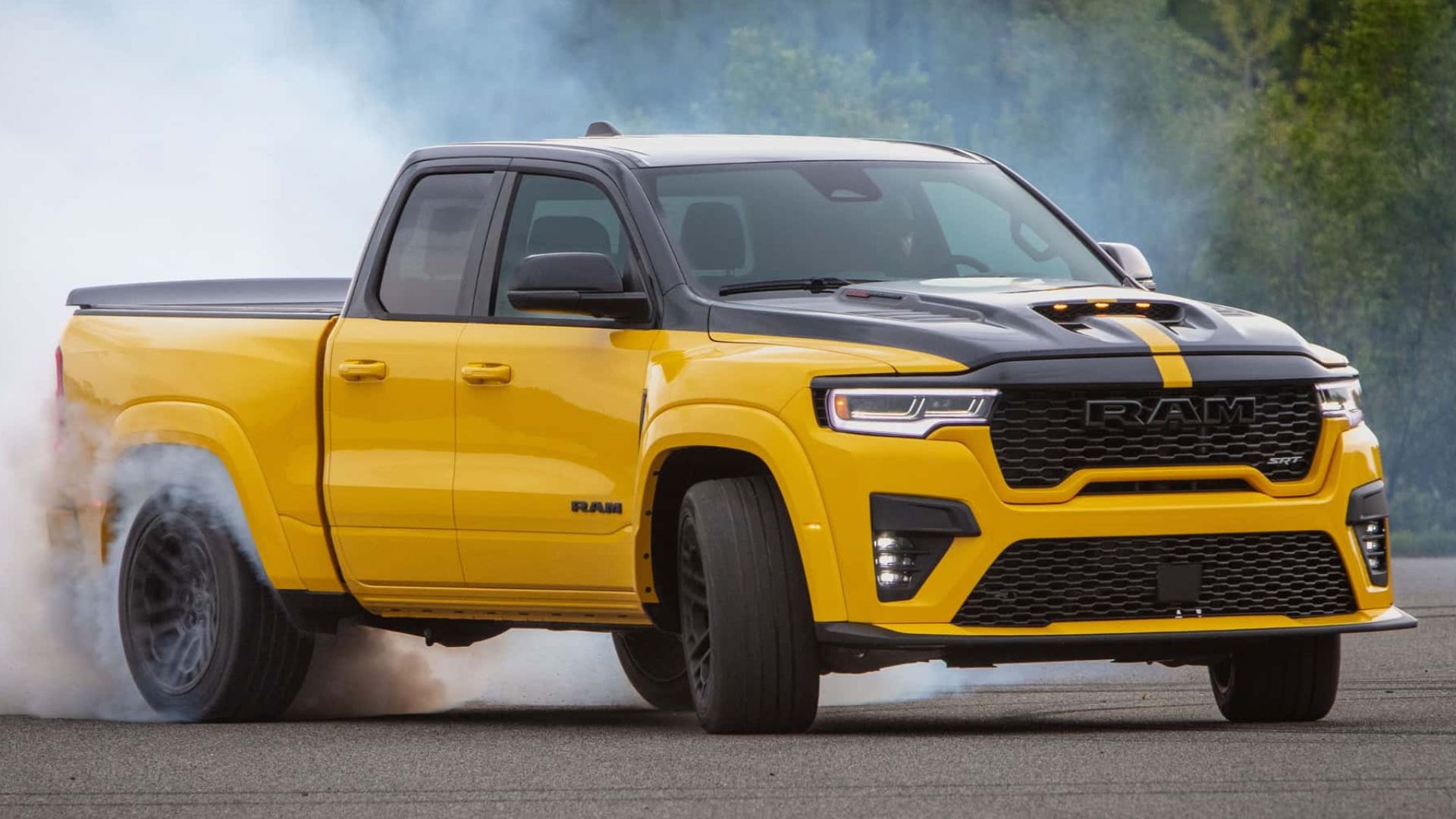 Photos: Ram returns to muscle trucks with Rumble Bee that offers ...