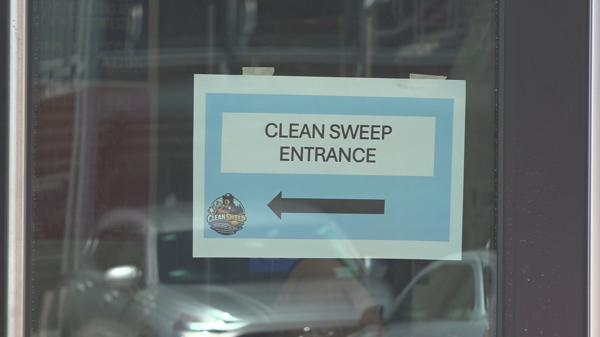 Bodwell Center hosts clean sweep event after hiatus